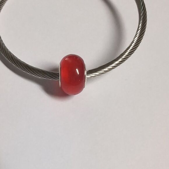 Red Charm for Pandora Style Bracelet - Picture 2 of 4